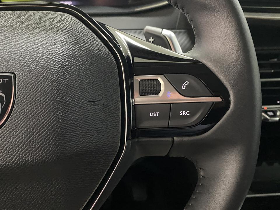 Peugeot 208 Allure Hybrid 1.2 100CV eDCS6 MHEV