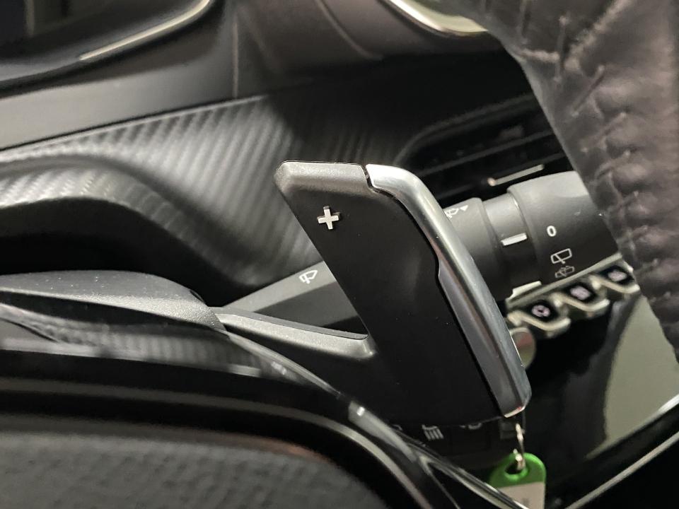 Peugeot 208 Allure Hybrid 1.2 100CV eDCS6 MHEV