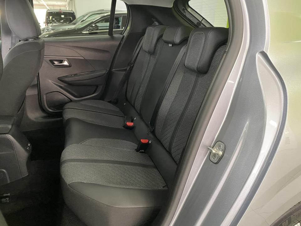 Peugeot 208 Allure Hybrid 1.2 100CV eDCS6 MHEV