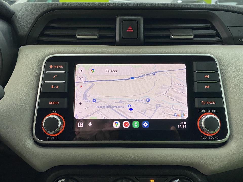 Nissan Micra Acenta 1.0 IG-T 92CV CVT