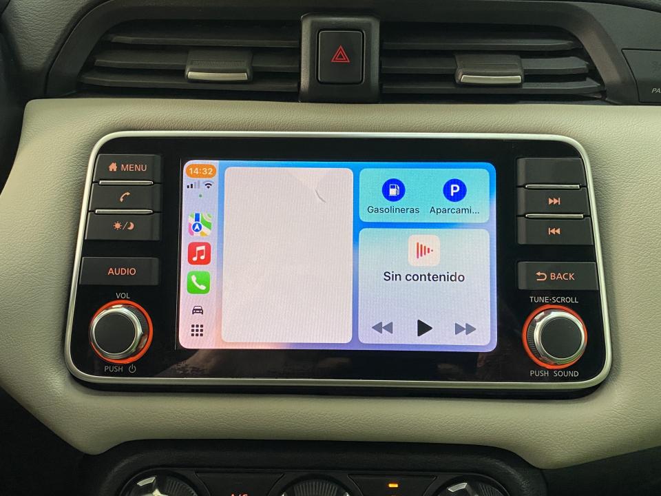 Nissan Micra Acenta 1.0 IG-T 92CV CVT