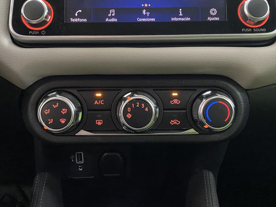 Nissan Micra Acenta 1.0 IG-T 92CV CVT