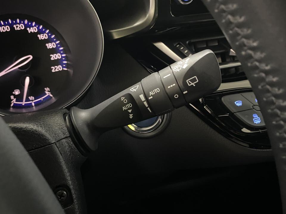 Toyota C-HR Advance 1.8 125H e-CVT HEV