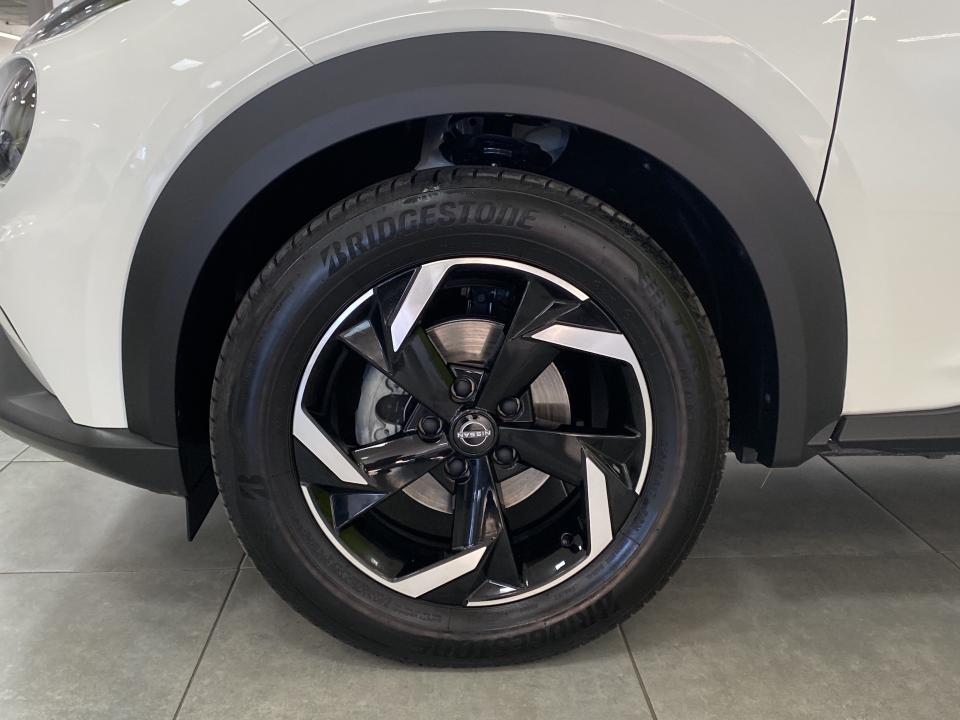 Nissan JUKE Acenta 1.0 DIG-T 114CV