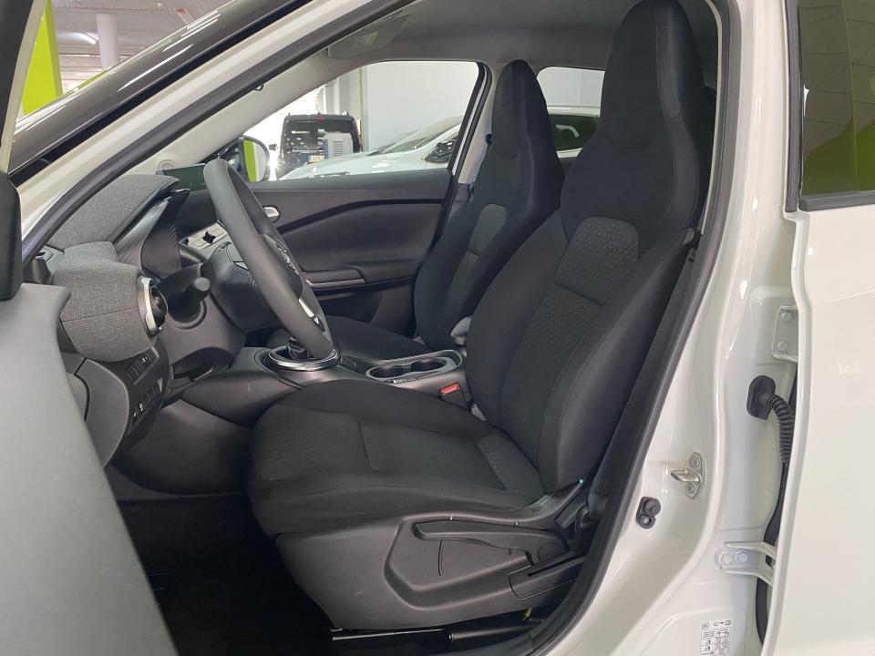 Nissan JUKE Acenta 1.0 DIG-T 114CV