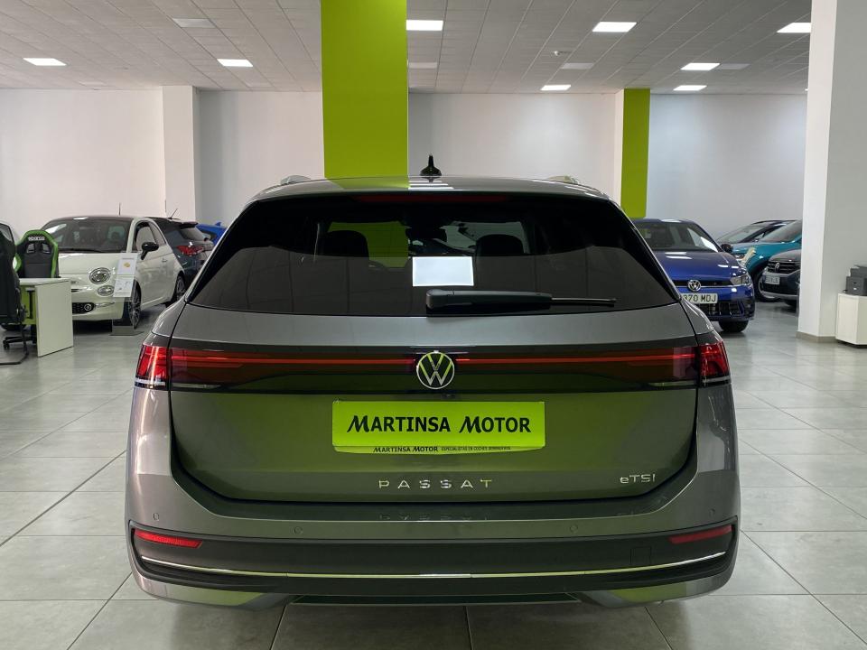 Volkswagen Passat Business 1.5 ETSI 150CV DSG MHEV