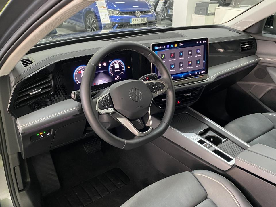 Volkswagen Passat Business 1.5 ETSI 150CV DSG MHEV