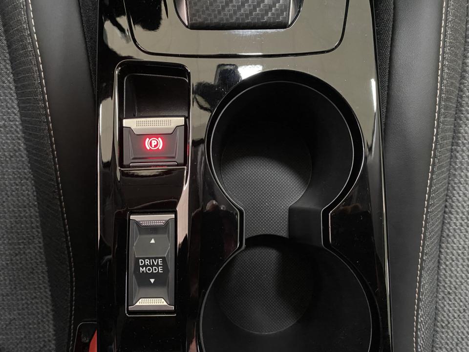 Peugeot 208 Allure Hybrid 1.2 110CV eDCS6 MHEV