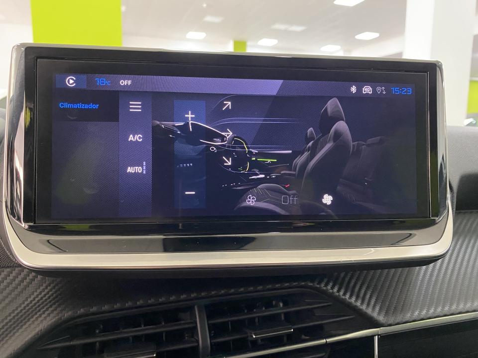 Peugeot 208 Allure Hybrid 1.2 110CV eDCS6 MHEV