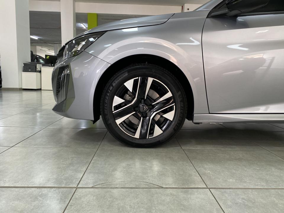 Peugeot 208 Allure Hybrid 1.2 110CV eDCS6 MHEV