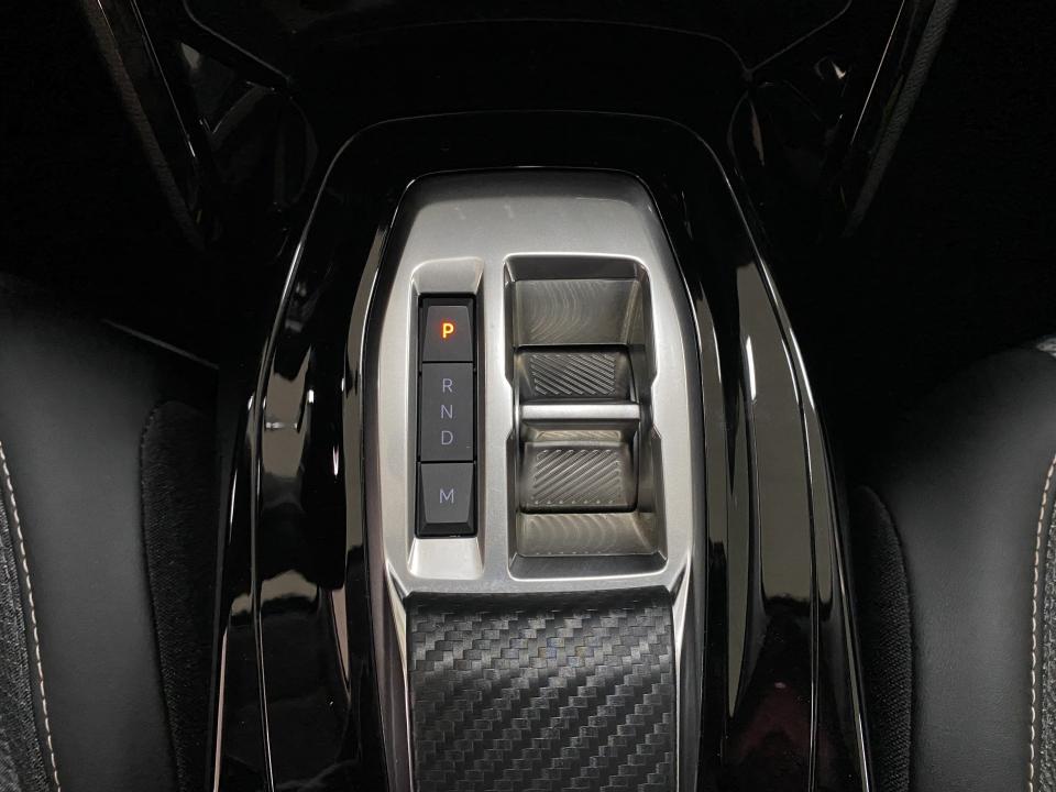 Peugeot 208 Allure Hybrid 1.2 110CV eDCS6 MHEV