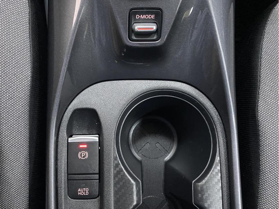 Nissan JUKE N-Connecta 1.0 DIG-T 114CV DCT