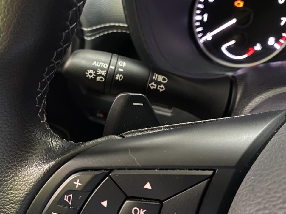 Nissan JUKE N-Connecta 1.0 DIG-T 114CV DCT