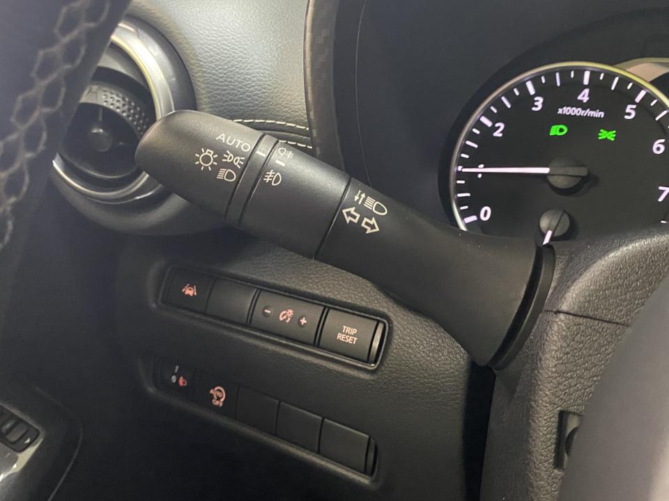 Nissan JUKE N-Connecta 1.0 DIG-T 114CV DCT