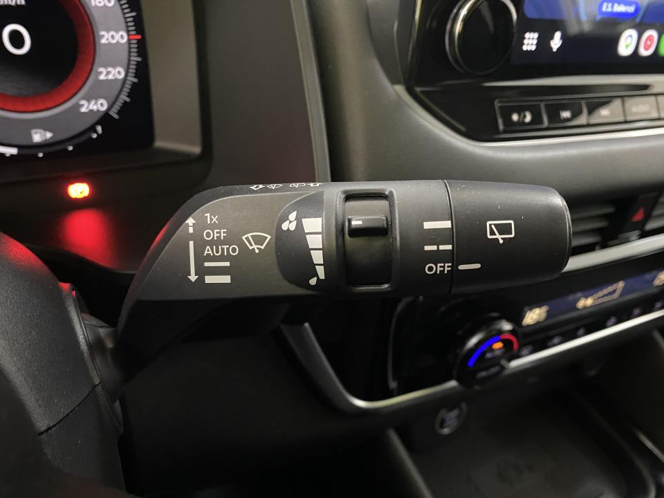 Nissan Qashqai Premiere Ed. 1.3 DIG-T 140CV MHEV