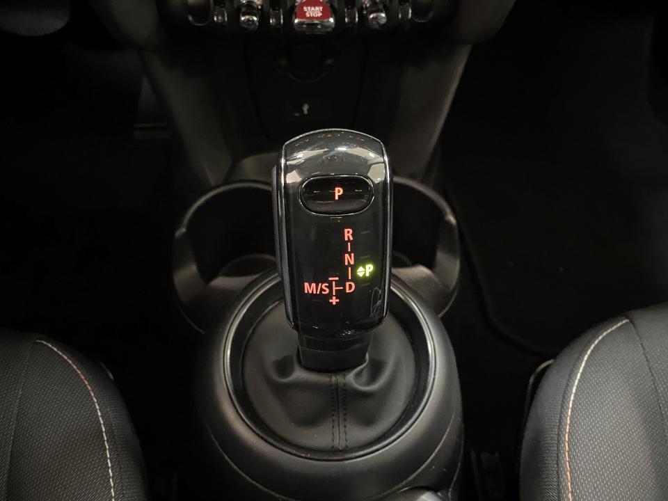 Mini Cooper Corporate 1.5i 136CV Auto.