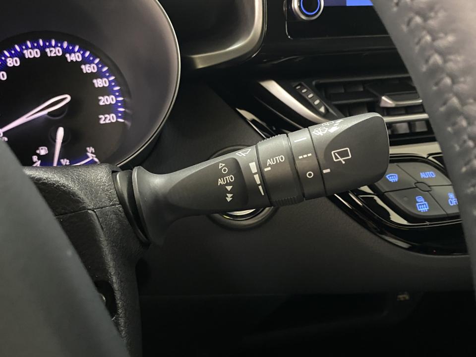 Toyota C-HR Advance 1.8 125H e-CVT HEV