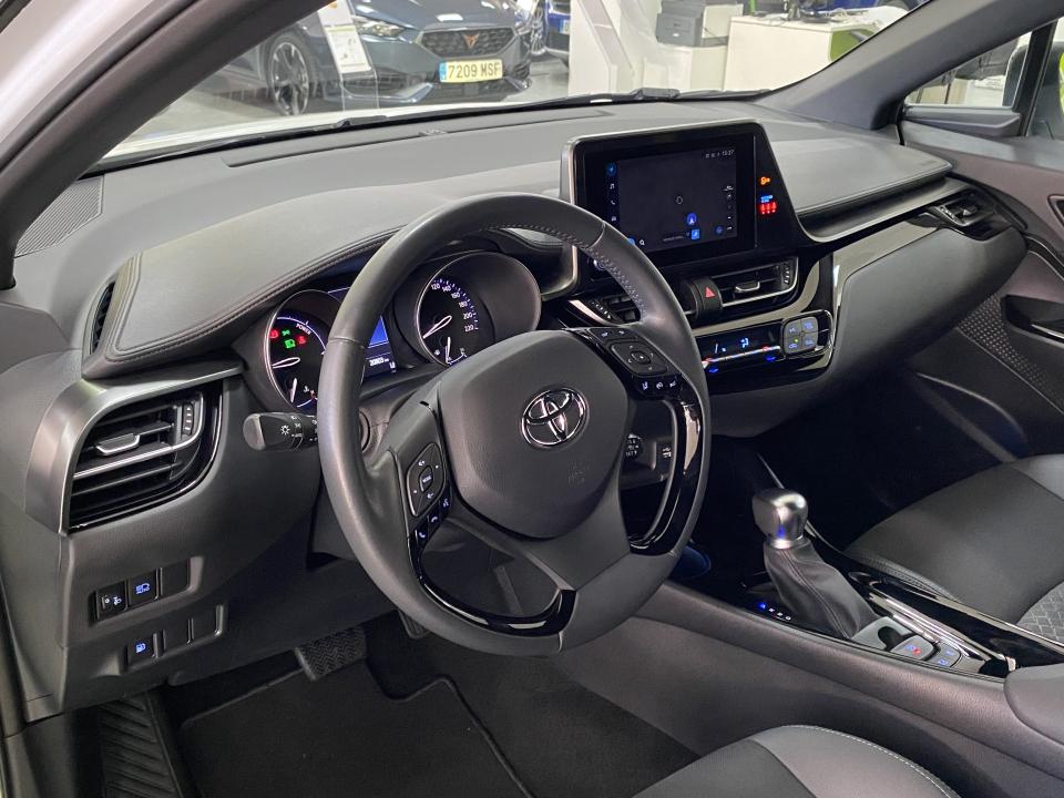 Toyota C-HR Advance 1.8 125H e-CVT HEV