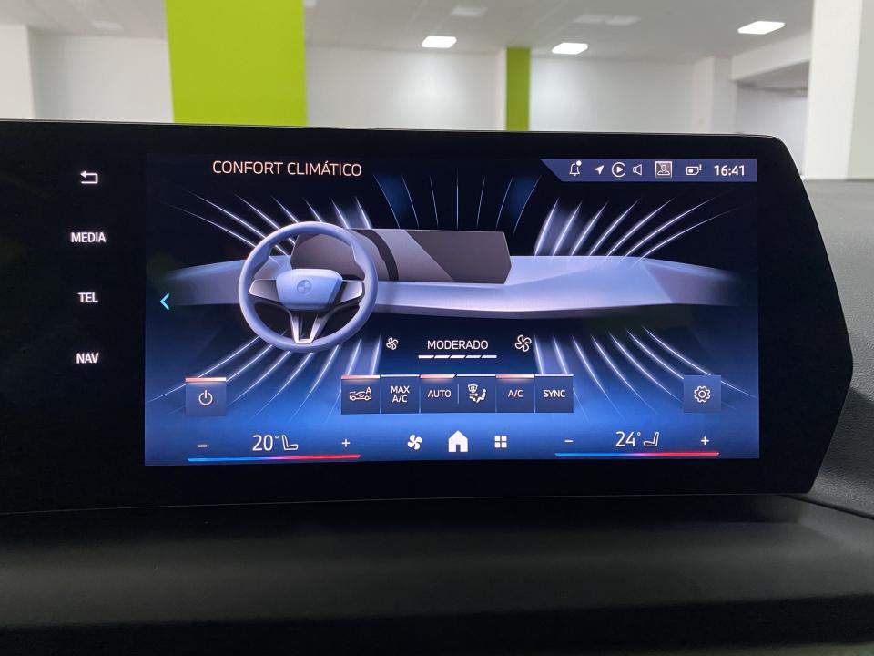 BMW Serie 2 Coupé M Sport Design 220D 2.0 163CV Auto MHEV