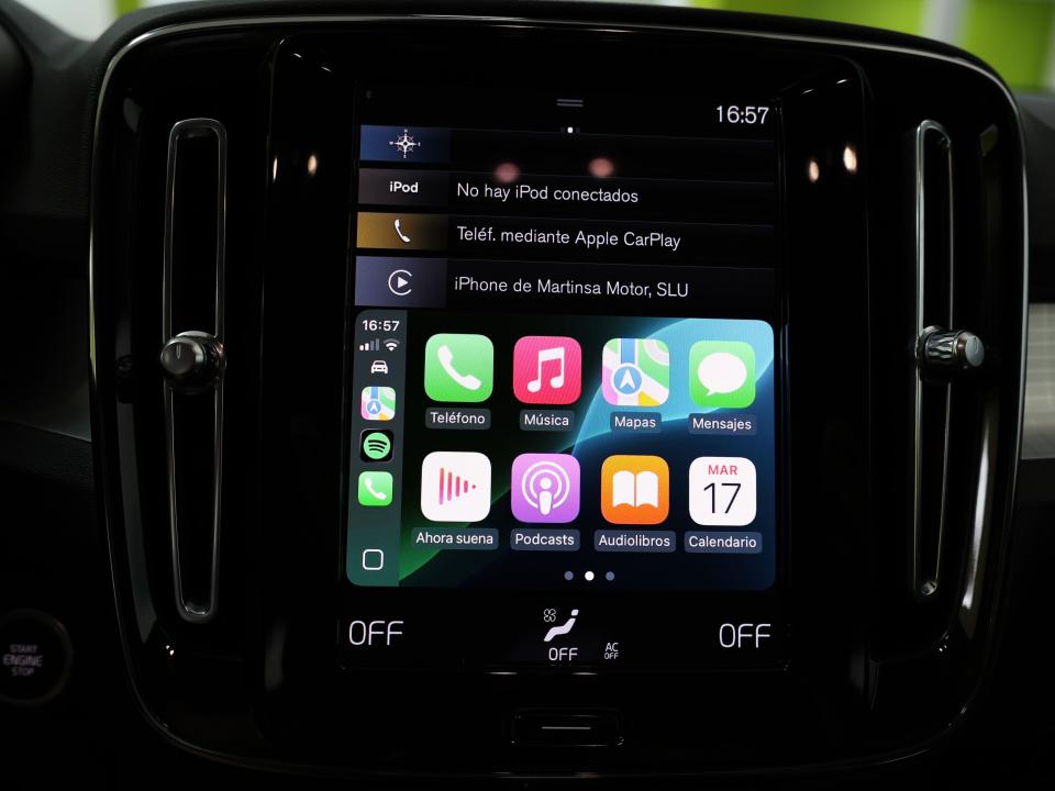 Volvo XC40 Momentum Pro T2 1.5 129CV Auto.