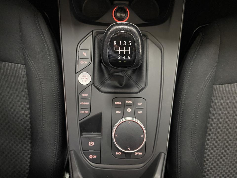 BMW Serie 1 118i 1.5i 136CV