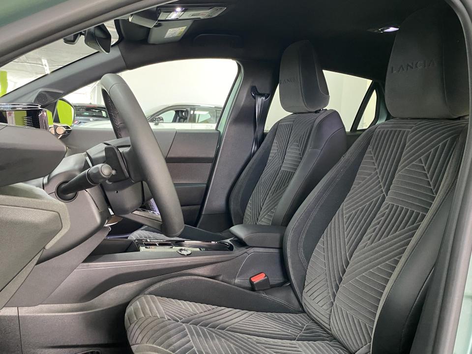 Lancia Ypsilon LX Ibrida 1.2 100CV Auto MHEV