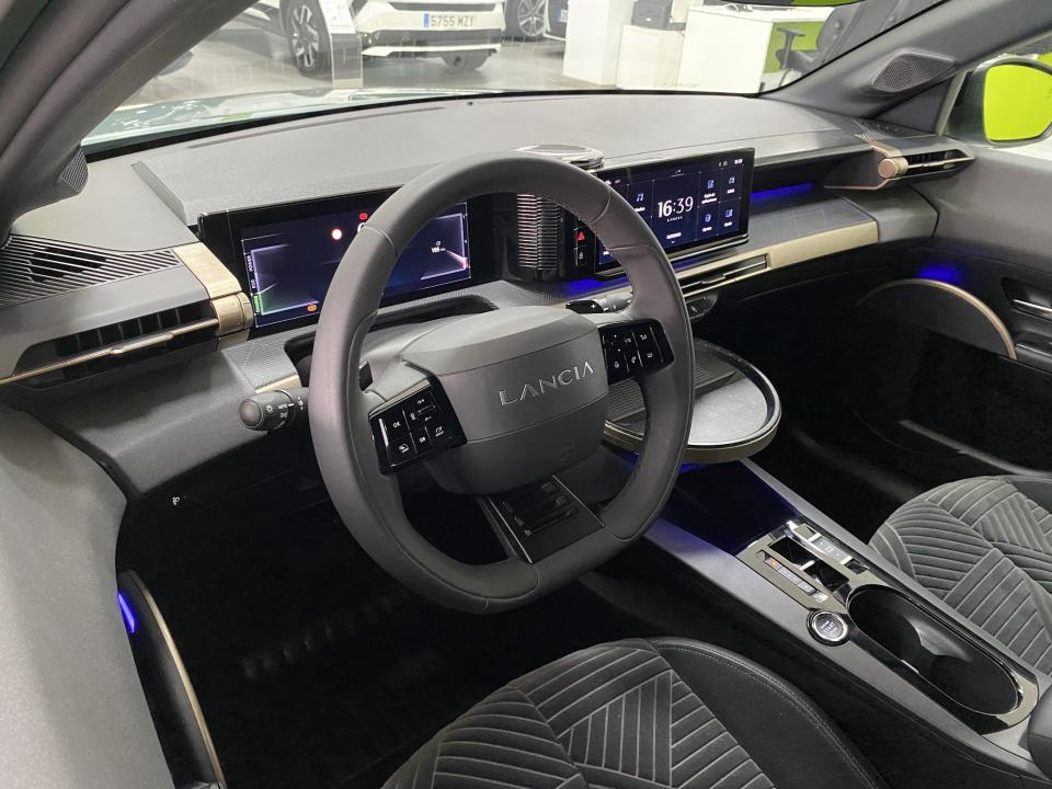 Lancia Ypsilon LX Ibrida 1.2 100CV Auto MHEV