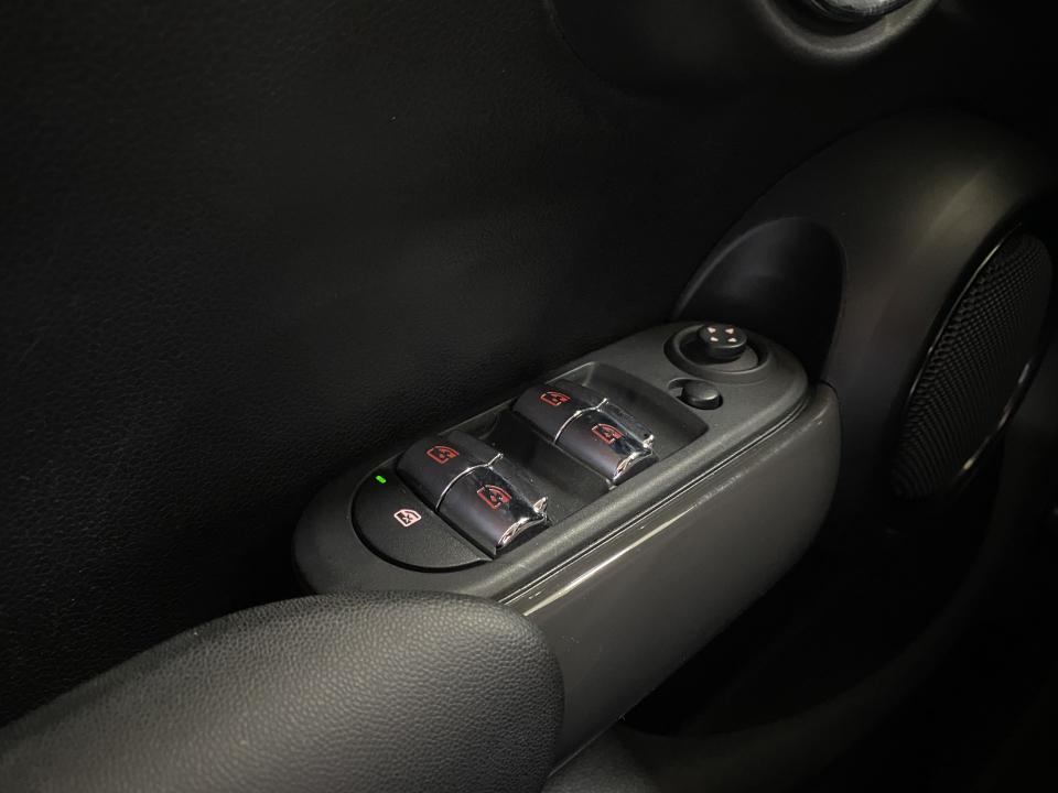 Mini Cooper 1.5 136CV Automático