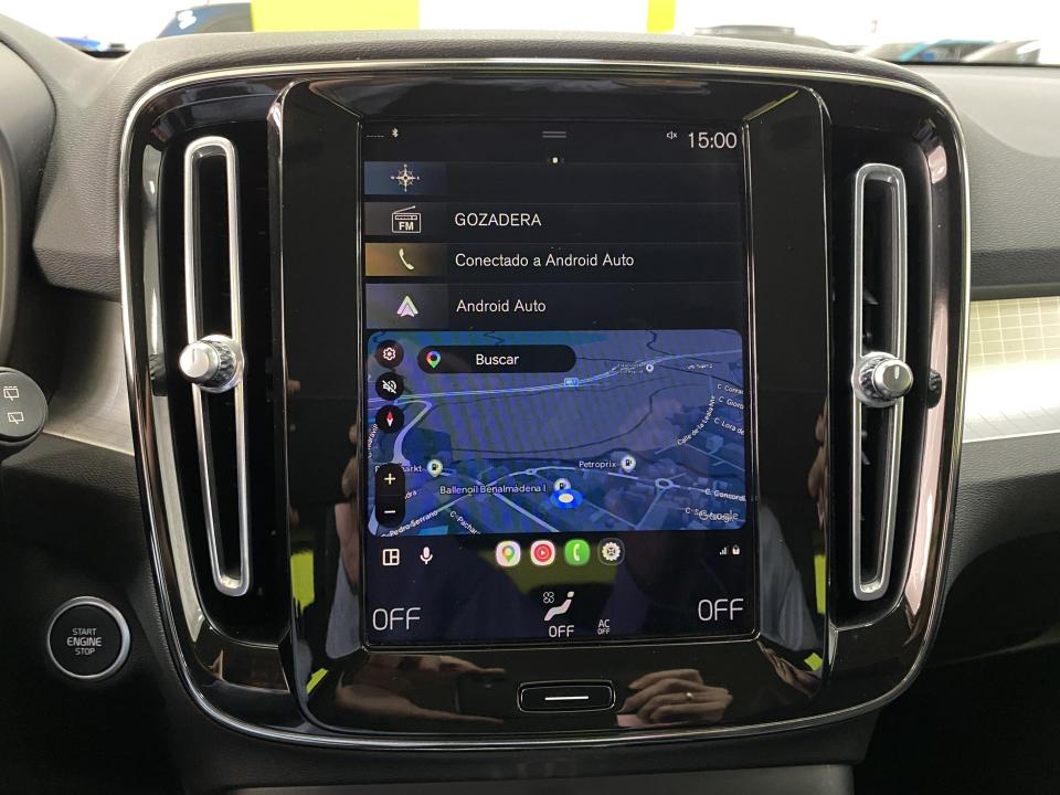 Volvo XC40 Momentum Pro T2 1.5 129CV Auto.