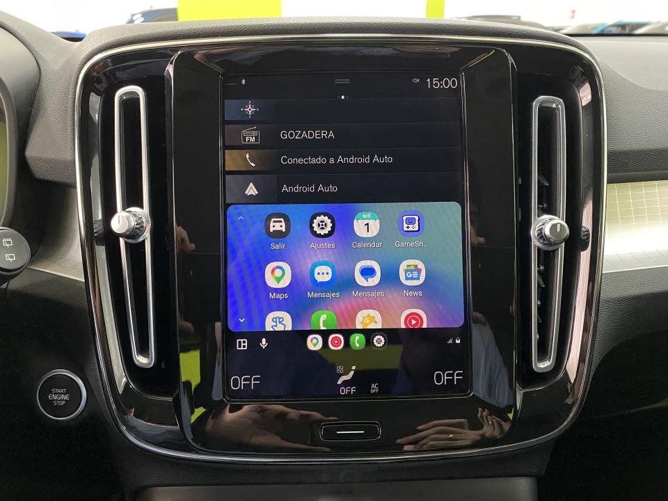 Volvo XC40 Momentum Pro T2 1.5 129CV Auto.