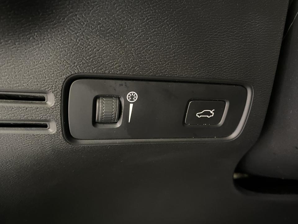 Volvo XC40 Momentum Pro T2 1.5 129CV Auto.