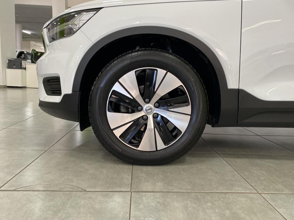Volvo XC40 Momentum Pro T2 1.5 129CV Auto.