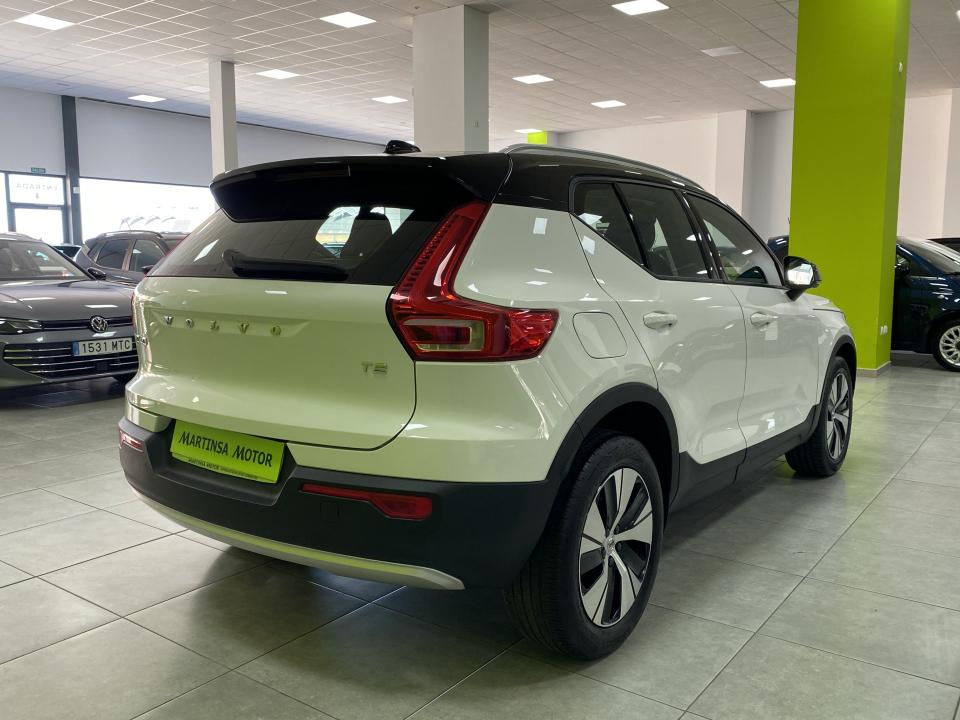 Volvo XC40 Momentum Pro T2 1.5 129CV Auto.
