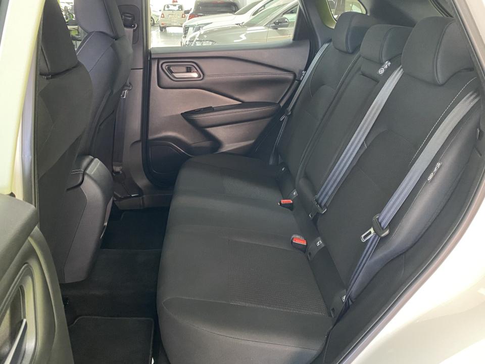 Nissan Qashqai Acenta 1.3 DIG-T 140CV MHEV