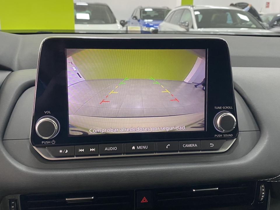 Nissan Qashqai Acenta 1.3 DIG-T 140CV MHEV