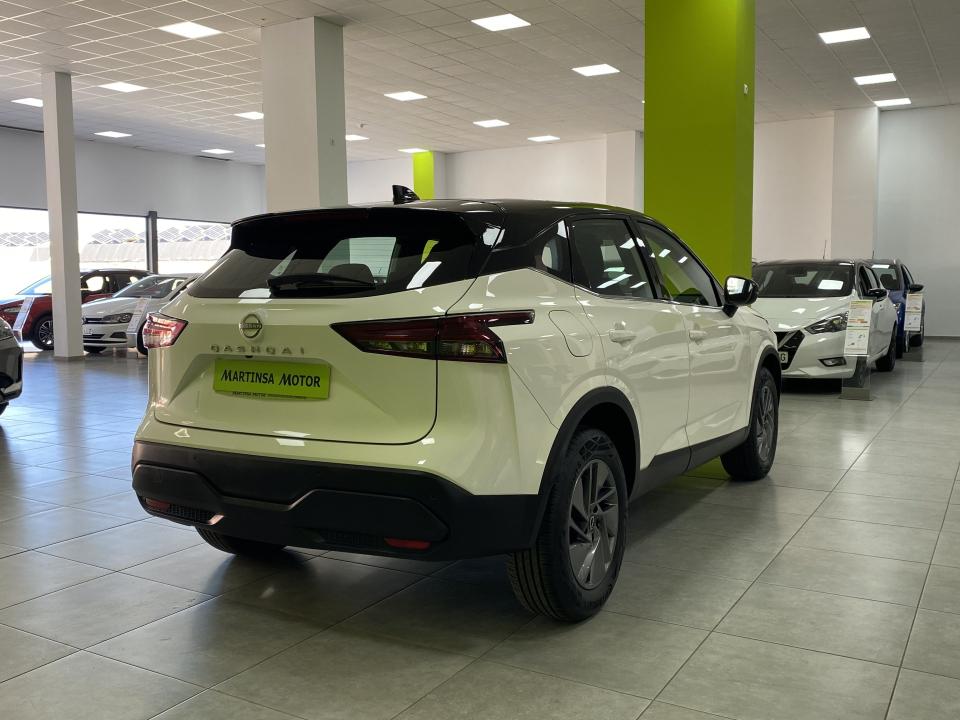 Nissan Qashqai Acenta 1.3 DIG-T 140CV MHEV