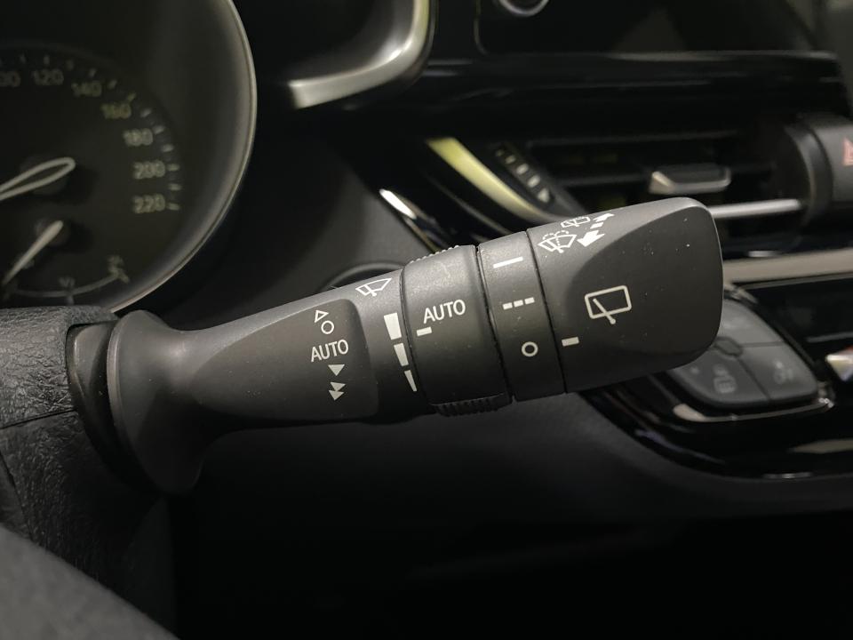 Toyota C-HR Advance 1.8 125H e-CVT HEV