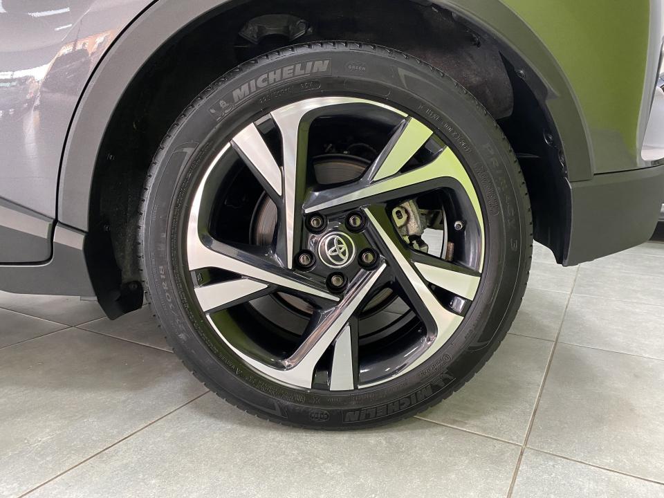 Toyota C-HR Advance 1.8 125H e-CVT HEV