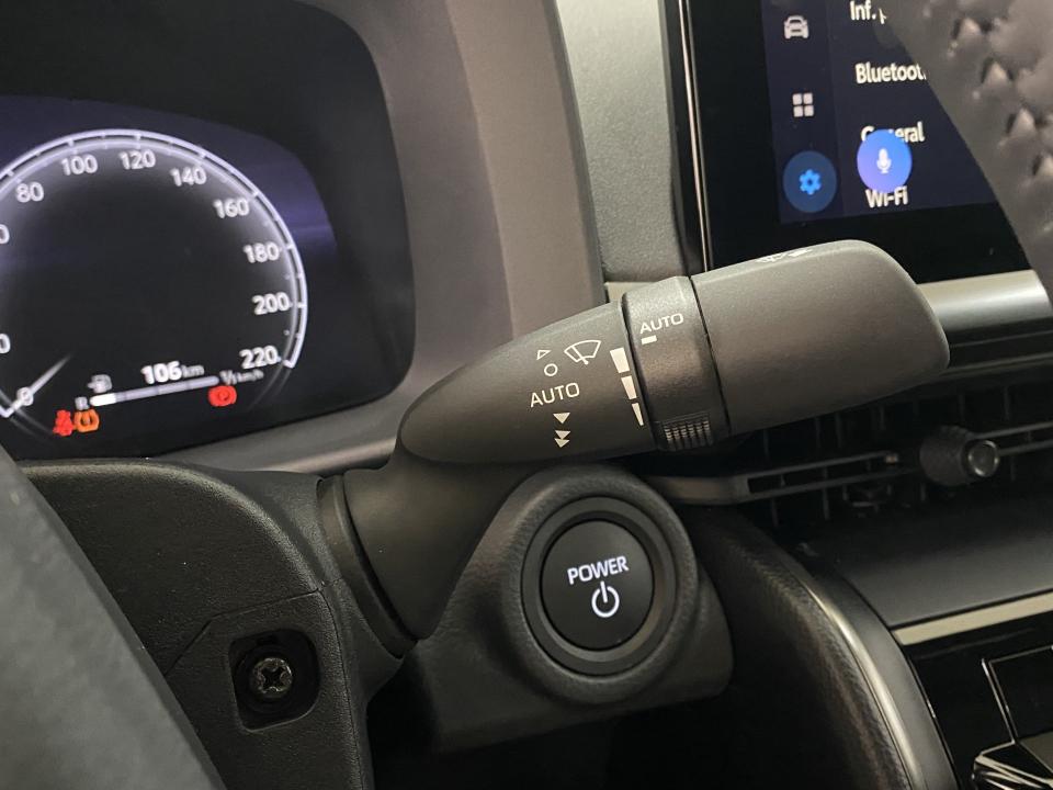 Toyota C-HR Advance 1.8 140H e-CVT HEV