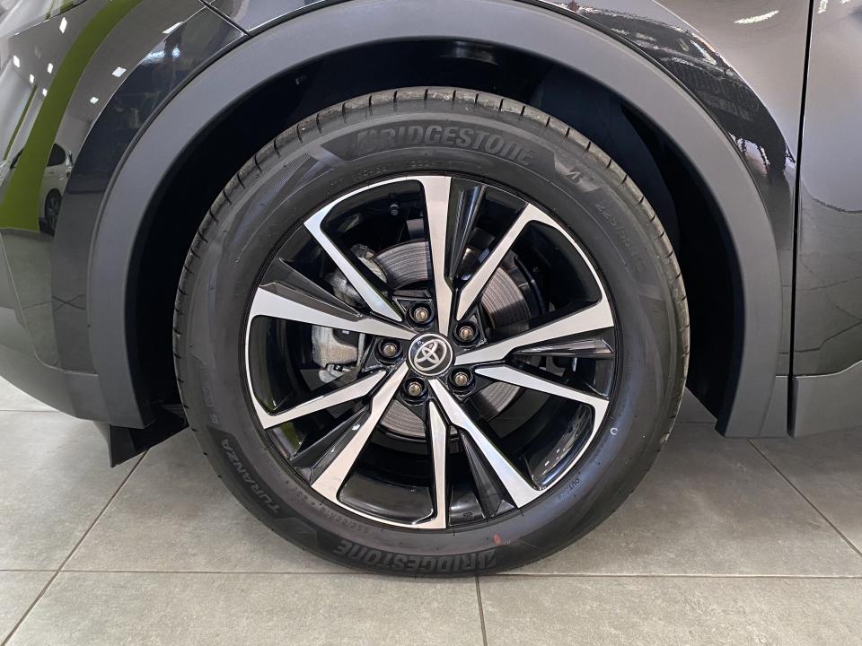 Toyota C-HR Advance 1.8 140H e-CVT HEV