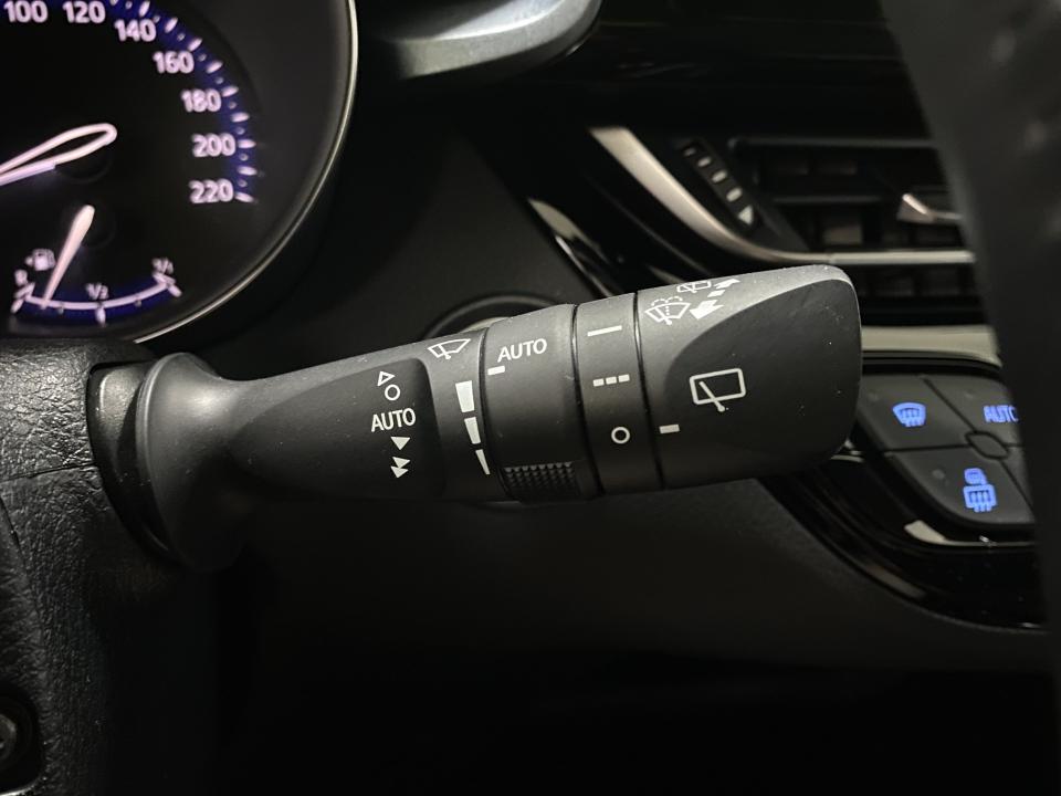 Toyota C-HR Advance 1.8 125H e-CVT HEV