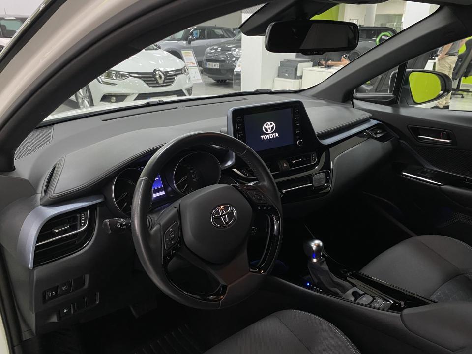 Toyota C-HR Advance 1.8 125H e-CVT HEV
