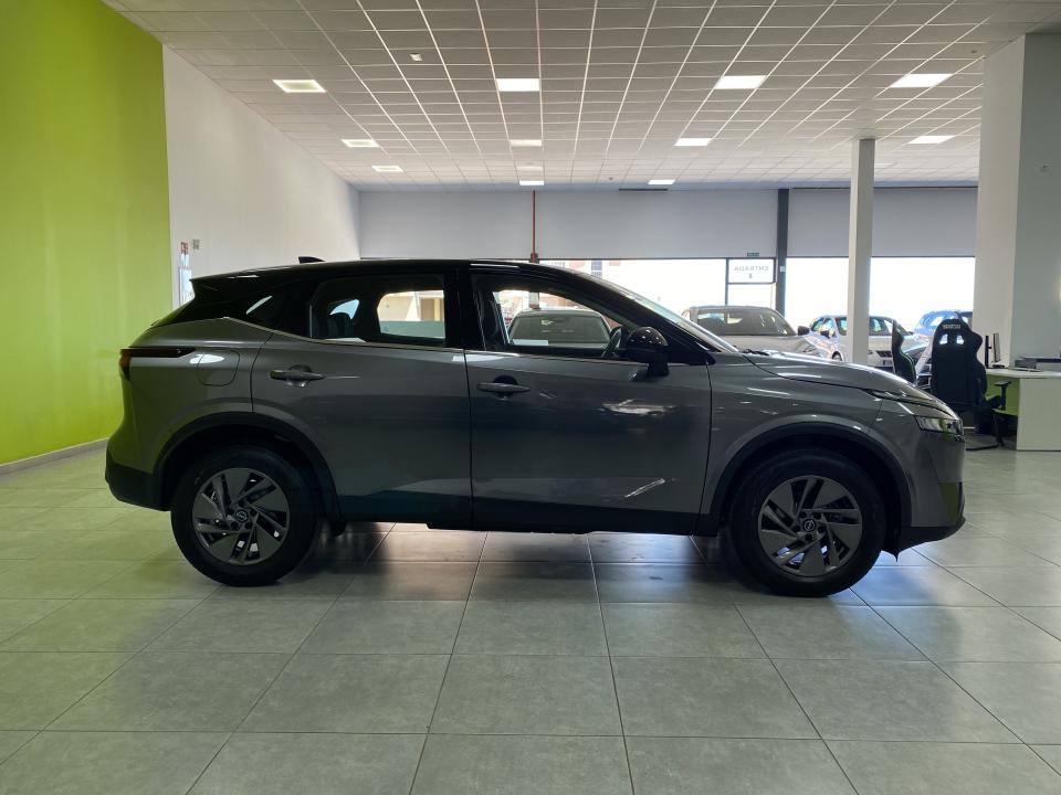 Nissan Qashqai Acenta 1.3 DIG-T 140CV MHEV