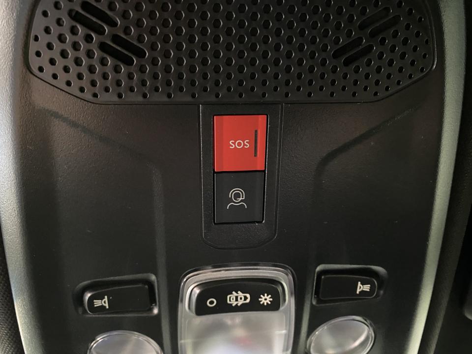 Peugeot 2008 Allure Hybrid 1.2 145CV eDCS6 MHEV