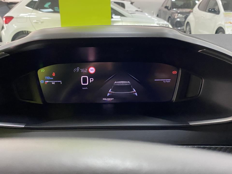 Peugeot 2008 Allure Hybrid 1.2 145CV eDCS6 MHEV