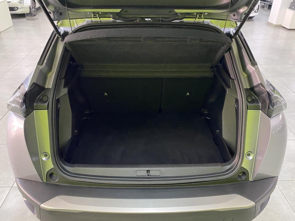 Peugeot 2008 Allure Hybrid 1.2 145CV eDCS6 MHEV