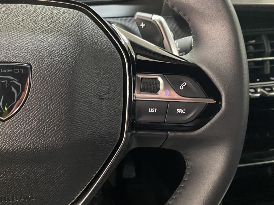 Peugeot 2008 Allure Hybrid 1.2 145CV eDCS6 MHEV