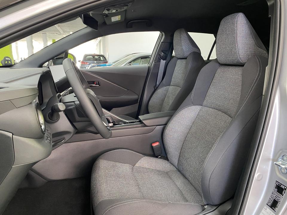 Toyota C-HR Advance 1.8 140H e-CVT HEV