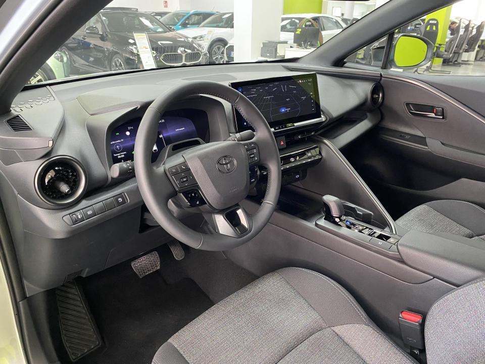 Toyota C-HR Advance 1.8 140H e-CVT HEV