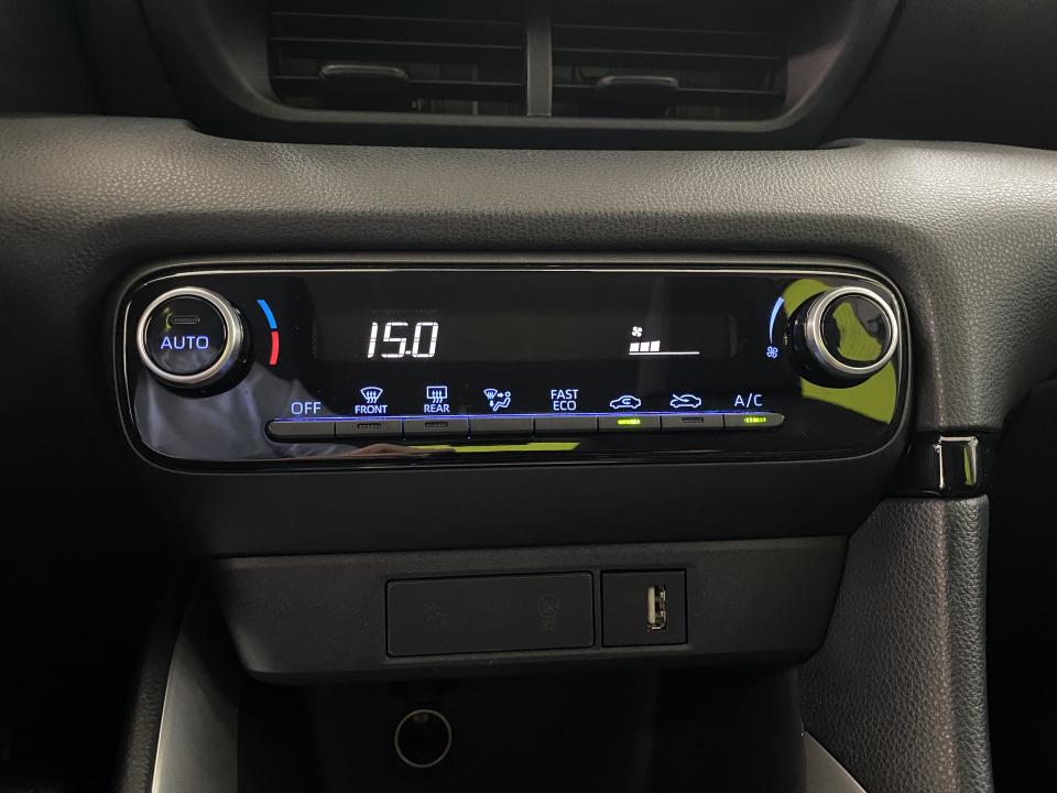 Toyota Yaris Business Plus 1.5 120H HEV